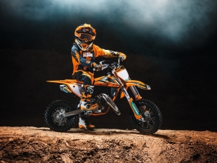 KTM 50 SX Factory Edition 2023: pro budoucí motokrosové šampiony