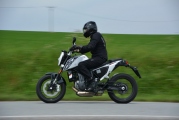 1 KTM 690 Duke 2016 test1