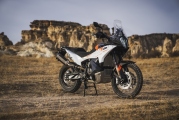 1 KTM 790 Adventure 2023 (5)