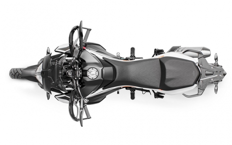 KTM 790 Adventure: enduro ve dvou verzích - 15 - 1 KTM 790 Adventure (14)