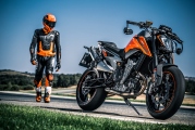 1 KTM 790 Duke 2018 (10)