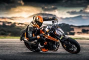 1 KTM 790 Duke 2018 (2)