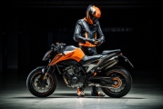 1 KTM 790 Duke 2018 (3)