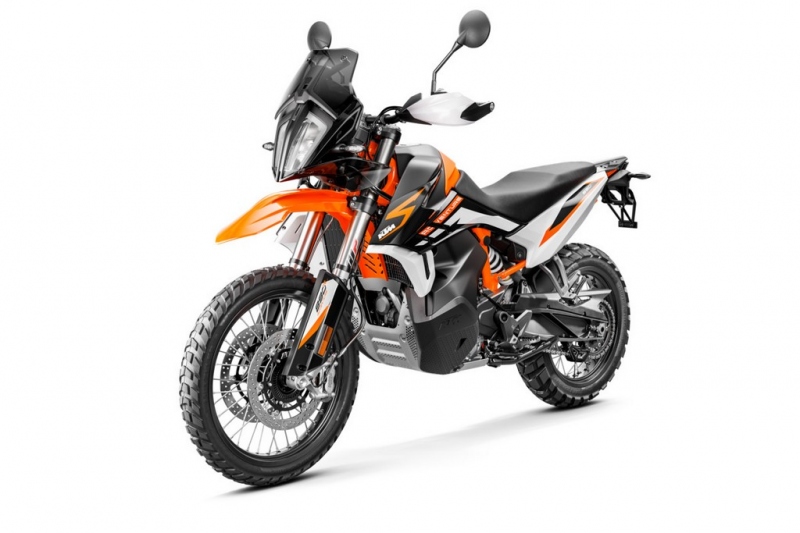 KTM 890 Adventure R a Rally: dvouválcové dobrodružství - 10 - 1 KTM 890 Adventure R (4)