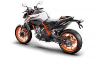 1 KTM 890 Duke R (1)