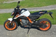 2 KTM 890 Duke R test (31)