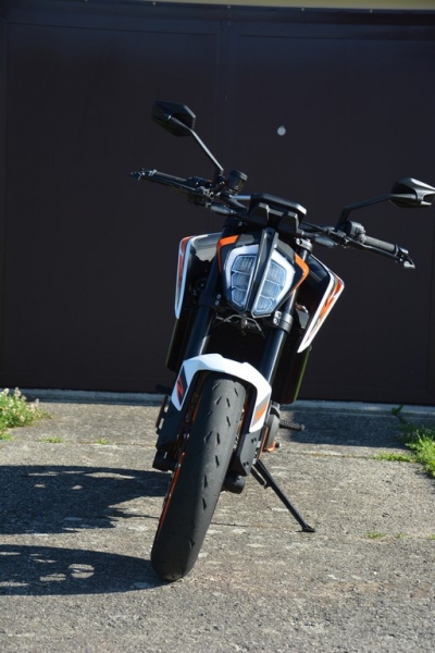 Test KTM 890 Duke R: nezkrotný vévoda - 5 - 2 KTM 890 Duke R test (48)