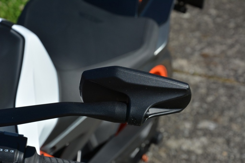 Test KTM 890 Duke R: nezkrotný vévoda - 46 - 2 KTM 890 Duke R test (43)