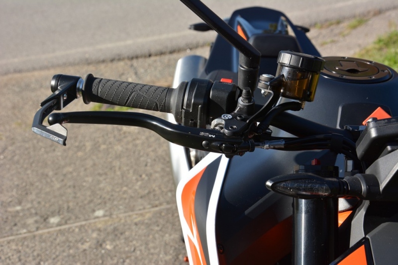 Test KTM 890 Duke R: nezkrotný vévoda - 55 - 2 KTM 890 Duke R test (54)