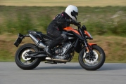 1 KTM 890 Duke test (19)