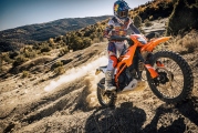 1 KTM ENDURO 125 390 R 2025 (2)