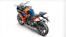 1 KTM RC390 2022 (4)