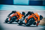 1 KTM RC 8C (12)