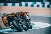 1 KTM RC 8C (9)