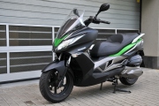 1 Kawasaki J 300 test04