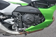 1 Kawasaki Ninja 7 Hybrid test (16)