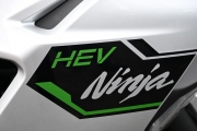 1 Kawasaki Ninja 7 Hybrid test (27)