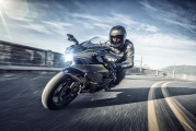 1 Kawasaki Ninja H2 2019 (3)