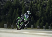 1 Kawasaki Ninja H2 SX (13)