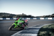 1 Kawasaki Ninja ZX-10R 2023 (1)