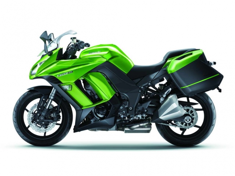 Kawasaki Z 1000 SX: ještě lepší - 3 - Kawasaki Z1000 SX Kawasaki Z1000 SX6