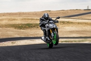 1 Kawasaki Z1100 2026 (4)