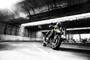 1 Kawasaki Z900 2018 (1)