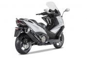 1 Kymco AK 550i ABS (9)