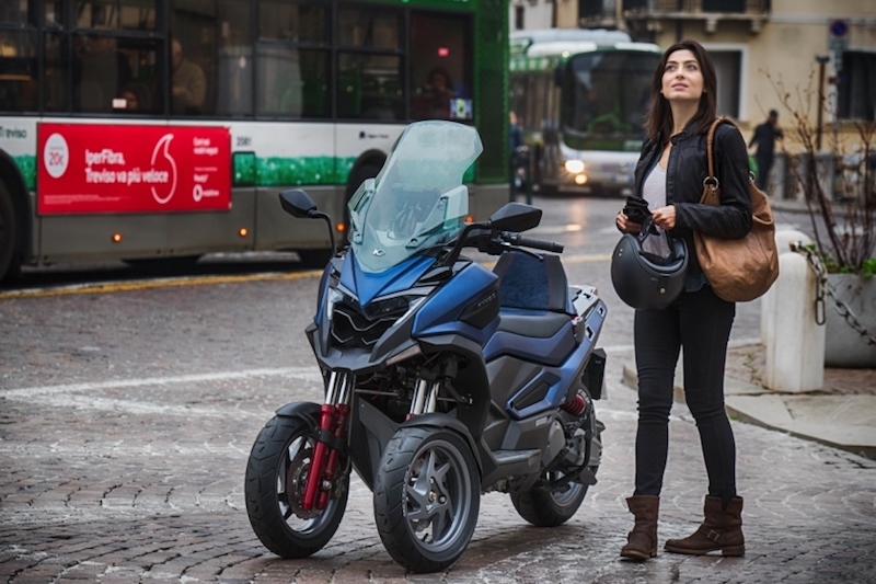 Kymco C Series: adventure skútr a tříkolka - 3 - 1 Kymco C3 series (2)