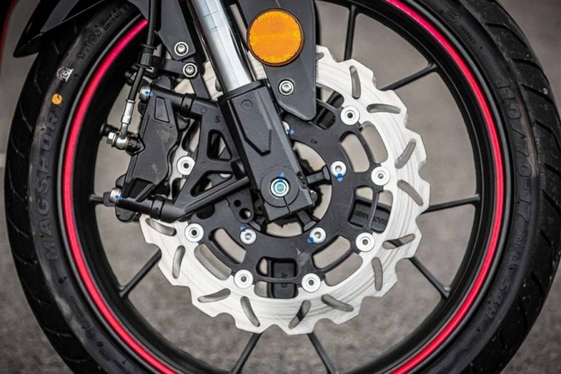 Lexmoto LXR 125: malá čínská malorážka - 5 - 1 Lexmoto LXR 125 (16)