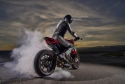 1 MV Agusta 2022 Dragster RC (3)