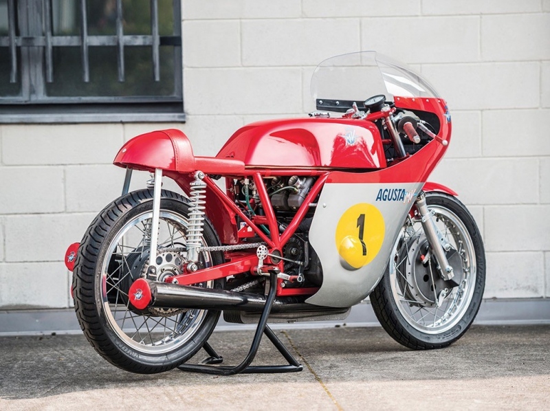 Giacomo Agostini prodává svoji vítěznou MV Agustu 500 - 3 - 1 MV Agusta 500 Agostini (1)