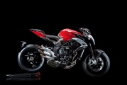 1 MV Agusta 800 2016 Brutale02