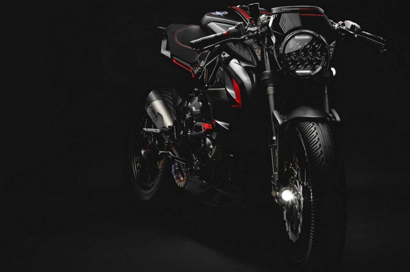 MV Agusta Dragster 800: limitovaná edice Blackout - 3 - 1 MV Agusta 800 Dragster Blackout3