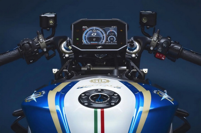 MV Agusta Brutale 1000 RR ML: exkluzivní stroj - 4 - 1 MV Agusta Brutale 1000 RR ML (5)