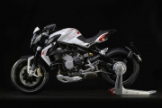 MV Agusta Brutale 800 Dragster MV Agusta Brutale 800 Dragster01