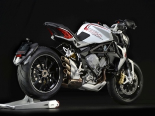 MV Agusta Brutale 800 Dragster: odhalena!