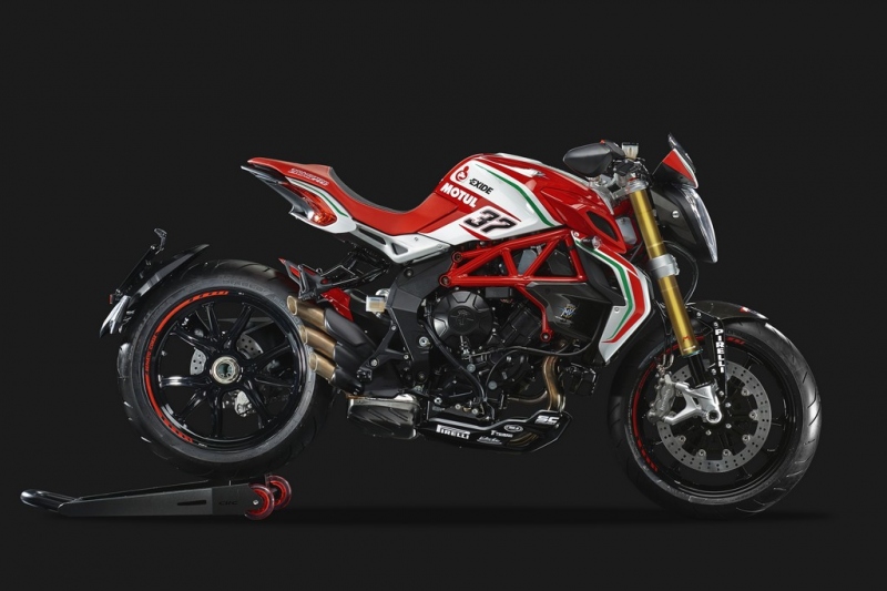 MV Agusta Dragster 800 RC: závodní replika - 5 - 1 MV Agusta Dragster 800 RC7