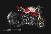 1 MV Agusta Dragster 800 RC7