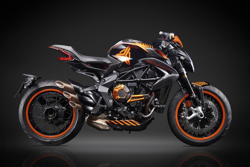 MV Agusta Dragster 800 RR: limitovaná edice TheArsenale - 2 - 1 MV Agusta Dragster 800 RR TheArsenale (1)
