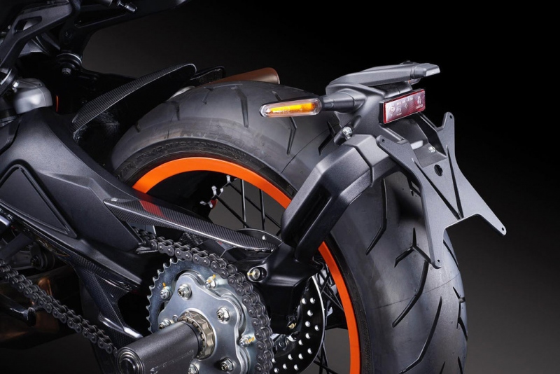 MV Agusta Dragster 800 RR: limitovaná edice TheArsenale - 5 - 1 MV Agusta Dragster 800 RR TheArsenale (6)