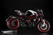 1 MV Agusta Dragster RR Lewis Hamilton08