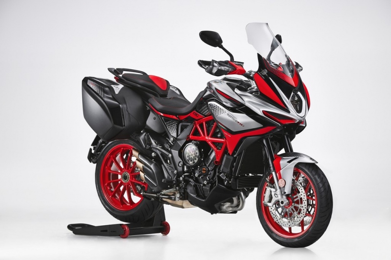 MV Agusta Turismo Veloce 800 2021: silnější a pohodlnější - 3 - 1 MV Agusta Turismo Veloce Lusso (18)