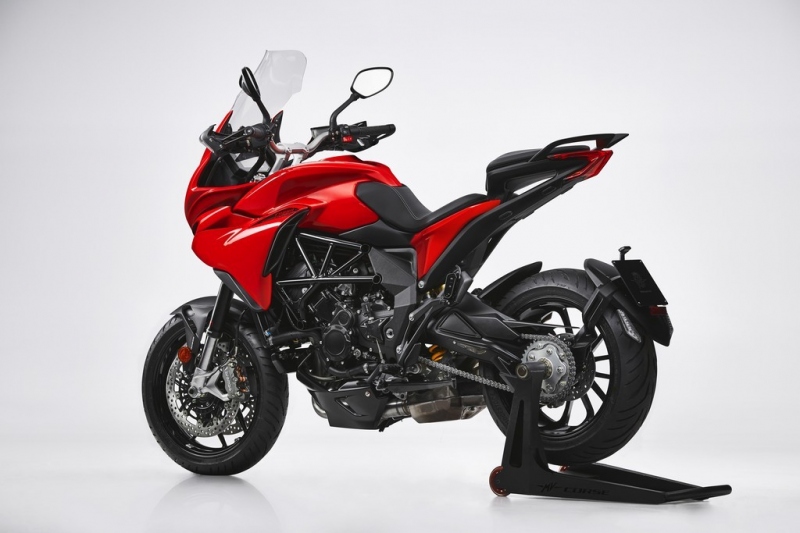 MV Agusta Turismo Veloce 800 2021: silnější a pohodlnější - 12 - 2 MV Agusta Turismo Veloce Rosso (16)