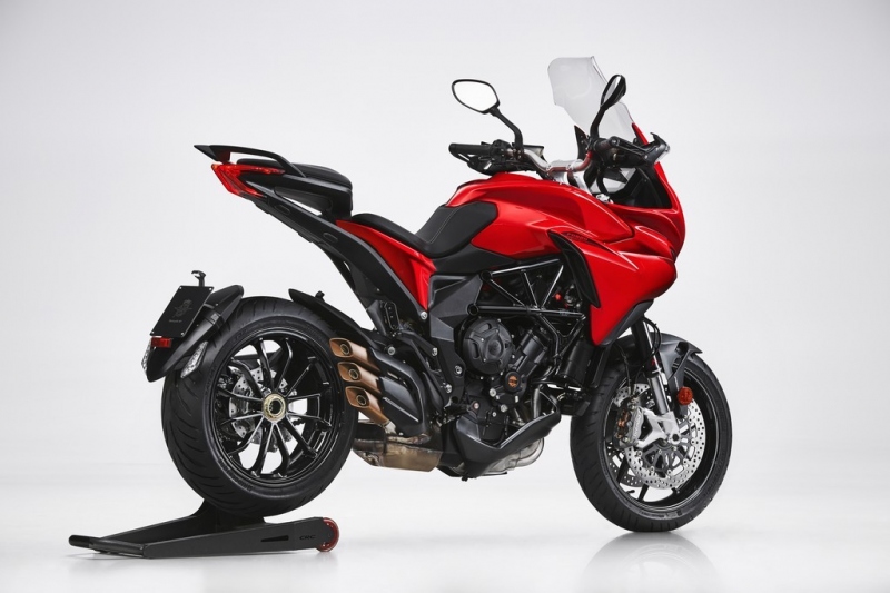 MV Agusta Turismo Veloce 800 2021: silnější a pohodlnější - 14 - 2 MV Agusta Turismo Veloce Rosso (2)