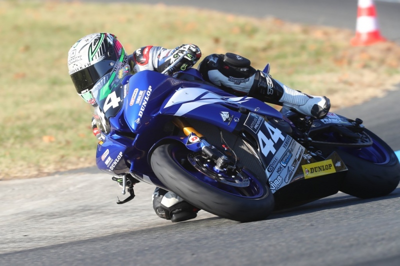 Dunlop uvádí na trh závodní pneumatiky GP Racer D212 - 1 - 1 Mahias Dunlop2
