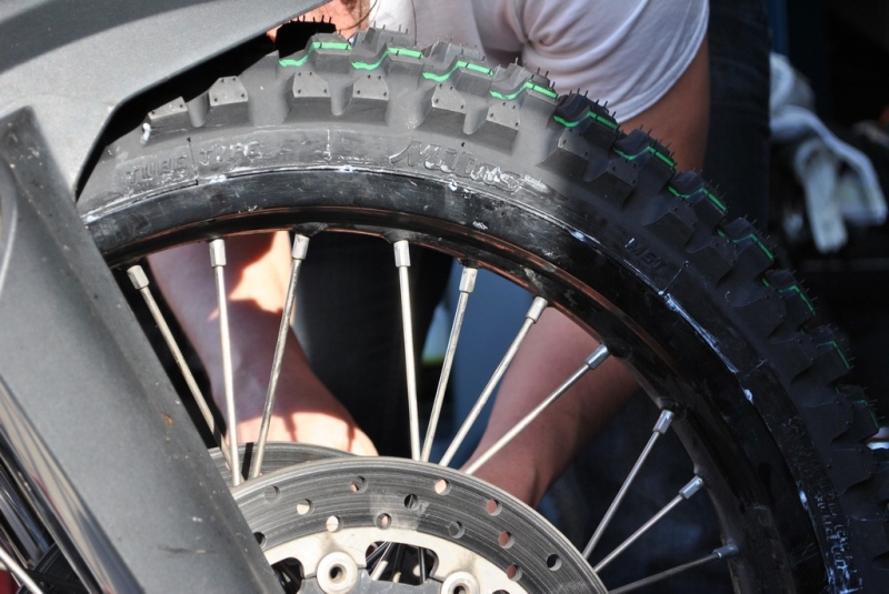 Test pneumatik Mitas E-09 a E-13 Rally - 8 - 3 Mitas pneu E-09 a E-13 (12)