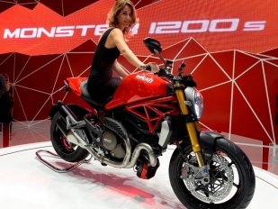 Ducati Monster 1200 se líbí
