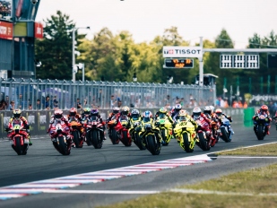 Hlavní obrázek k článku: Nebývale napínavý boj o titul MotoGP dosáhl historické úrovně