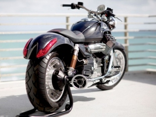 Moto Guzzi California 1400: ve dvou verzích